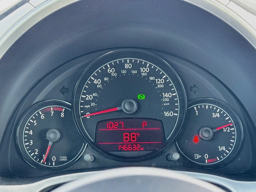 Used 2012 Volkswagen Beetle 2.5 FWD image 14
