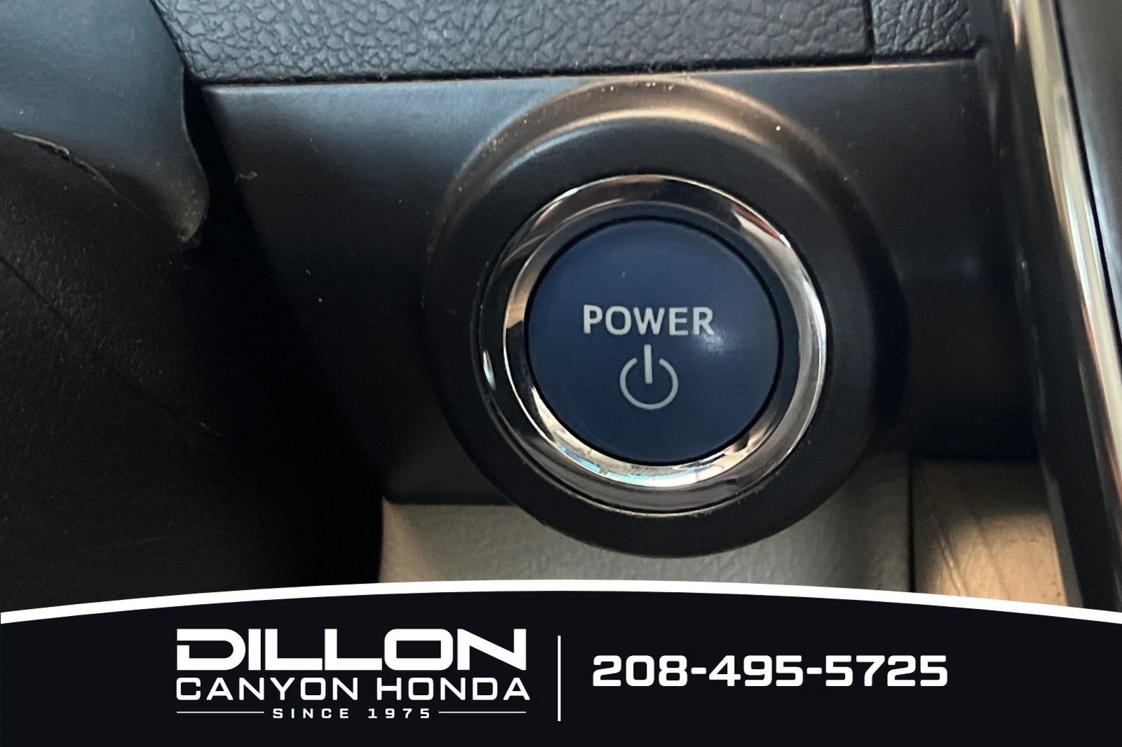Used 2014 Toyota Camry LE FWD image 23