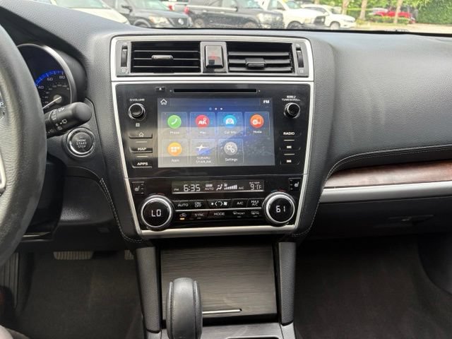 Used 2019 Subaru Outback 2.5i Limited AWD/4WD image 19