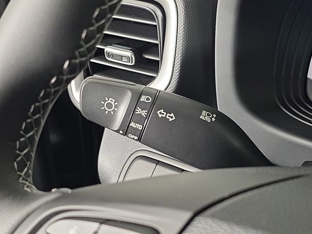 New 2026 Hyundai Venue SEL image 28