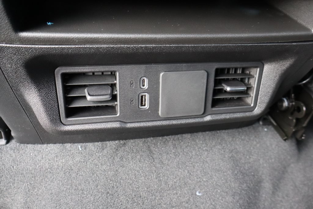 New 2026 Chevrolet Silverado 1500 Custom AWD/4WD image 17