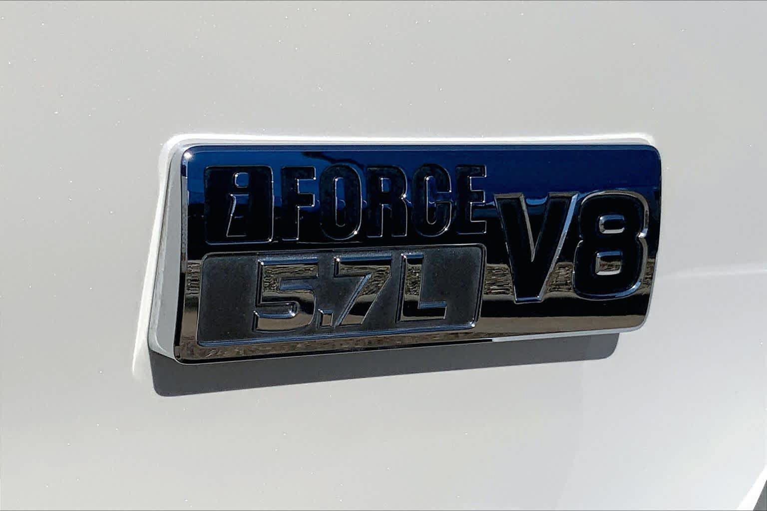 Used 2017 Toyota Sequoia Platinum RWD image 10
