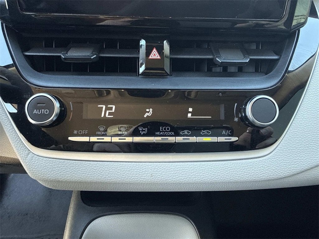 Used 2024 Toyota Corolla LE image 19