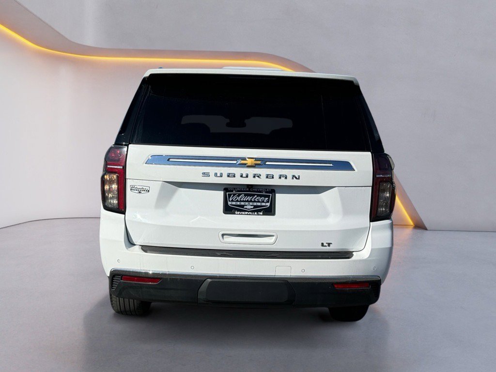 Used 2023 Chevrolet Suburban LT image 6