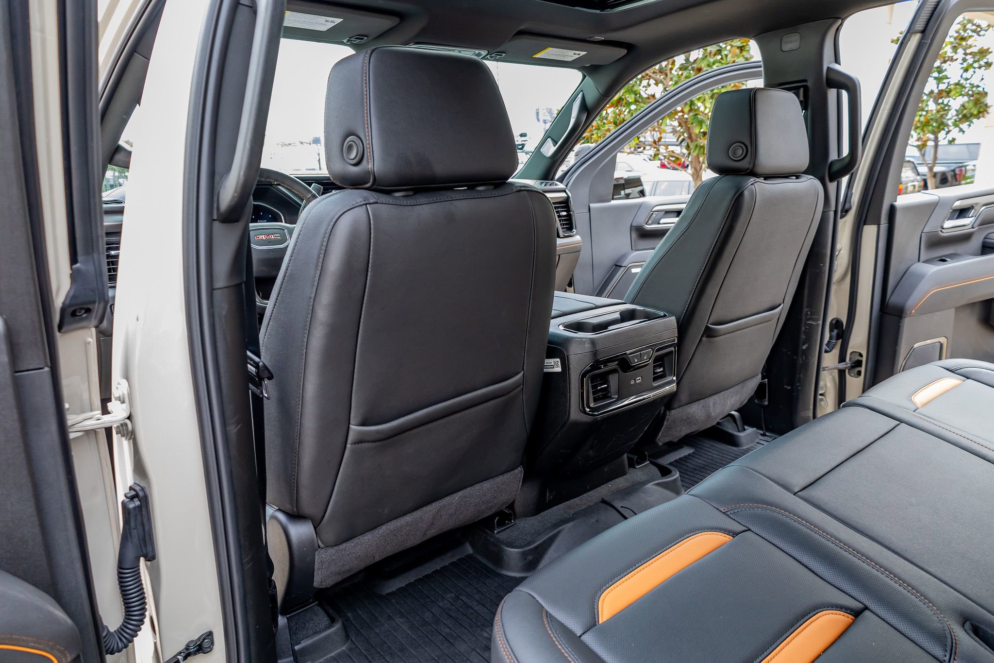 Used 2026 GMC Sierra 2500 AT4 w/ AT4 Premium Plus Package image 33