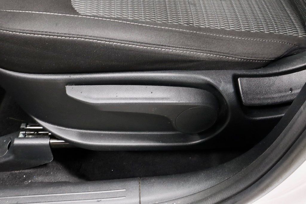 Used 2021 Kia Sorento LX image 26