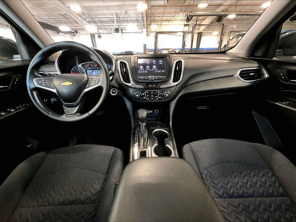 Used 2023 Chevrolet Equinox LT AWD/4WD image 22