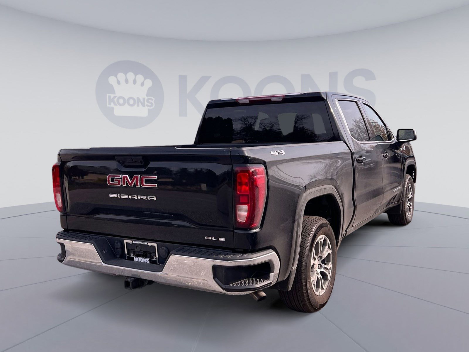 New 2026 GMC Sierra 1500 SLE image 7