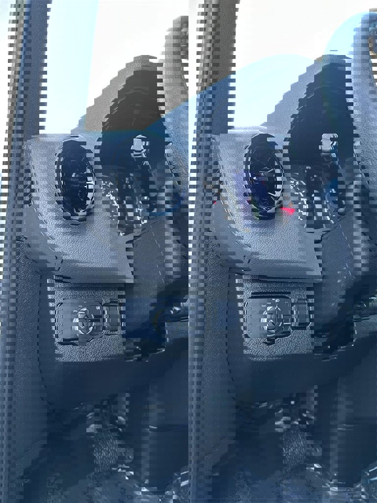 Used 2024 Mercedes-Benz Sprinter 144 Cargo w/ Acoustic Package image 15