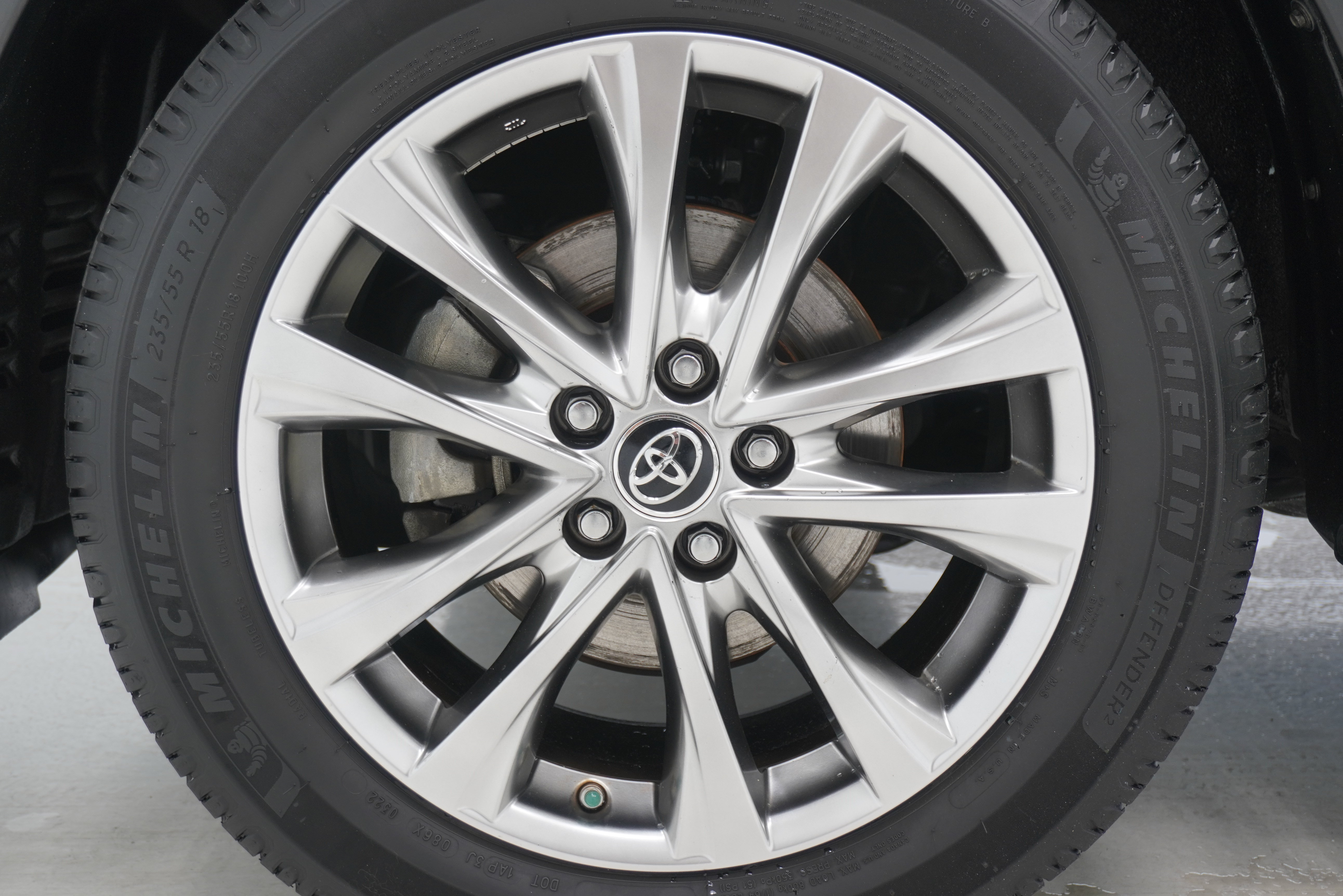 Used 2016 Toyota RAV4 Limited w/ Advanced Technology Package AWD/4WD image 33