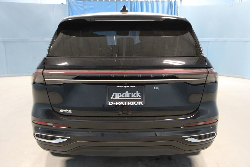 Used 2024 Lincoln Nautilus Premier image 32