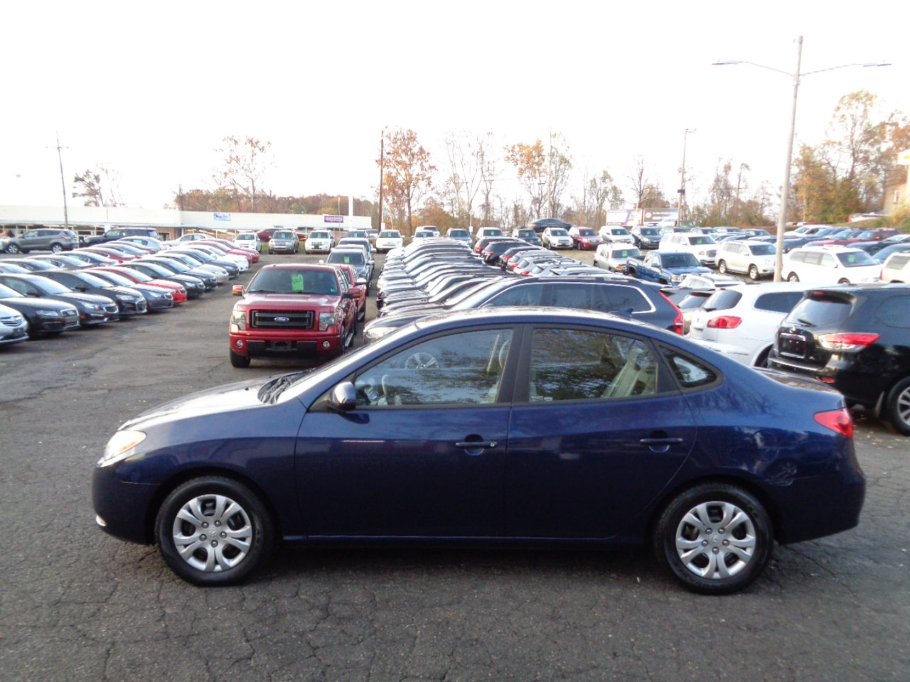 Used 2010 Hyundai Elantra GLS image 8