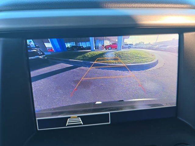 Used 2023 GMC Acadia SLE image 33