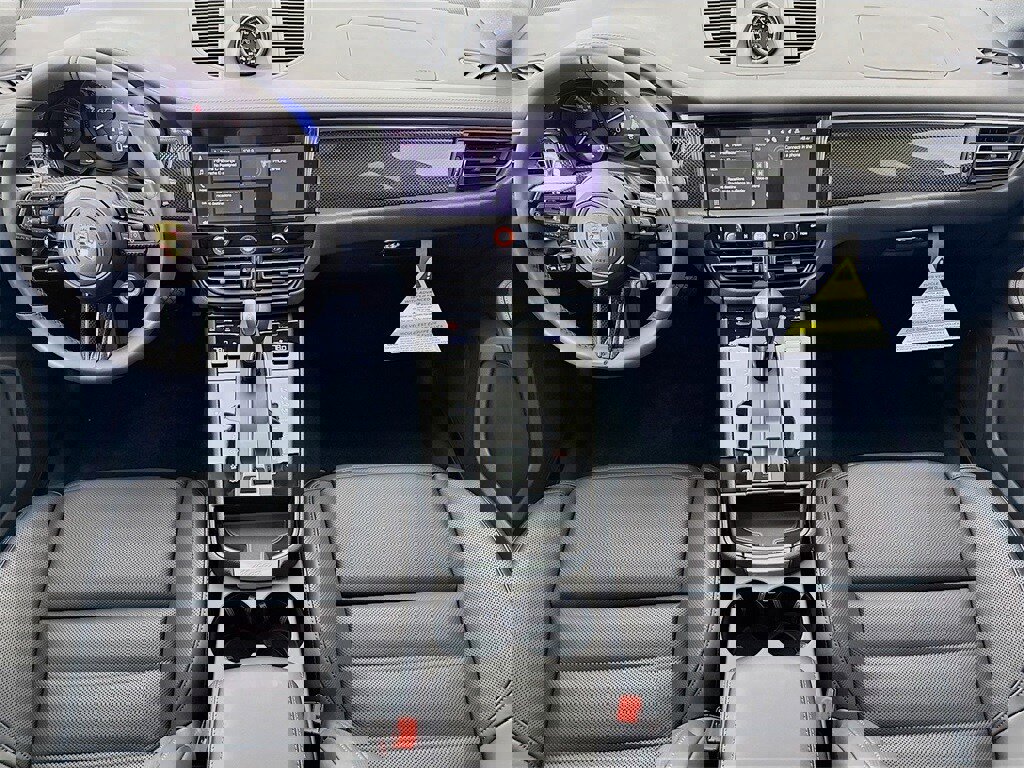 New 2026 Porsche Macan GTS image 29