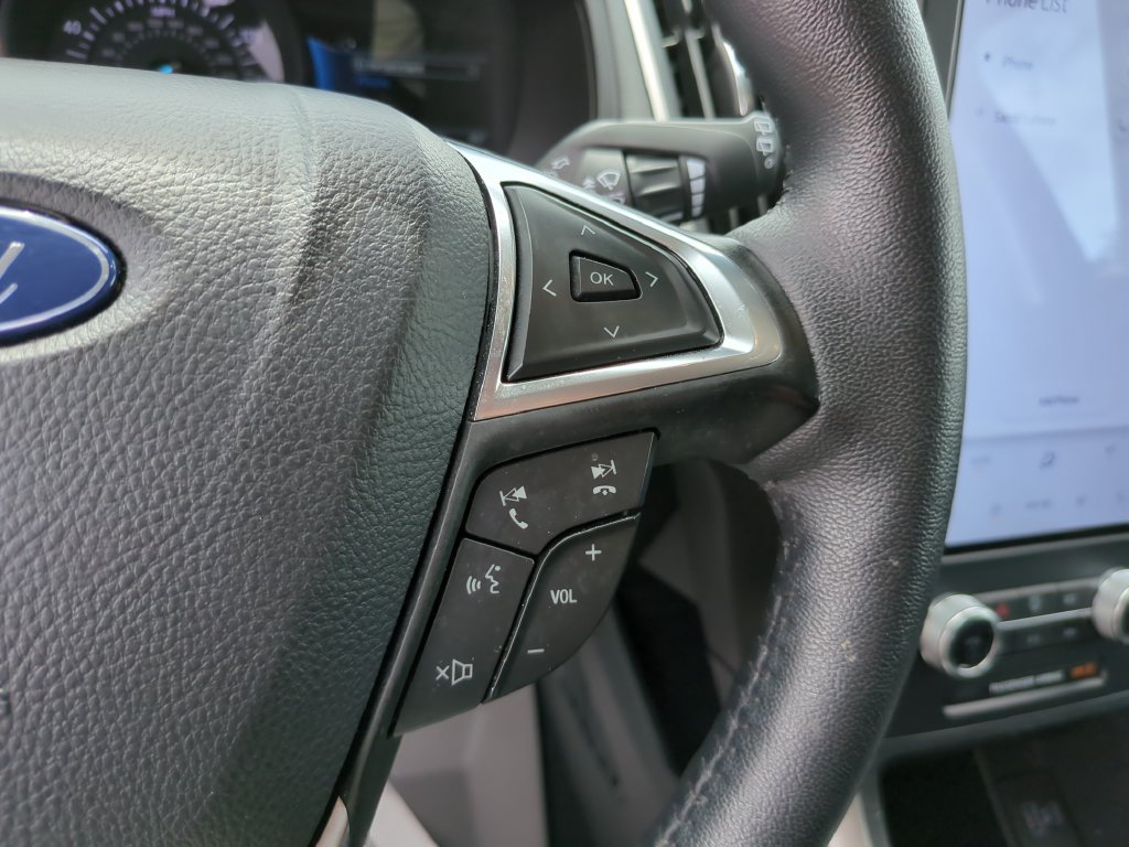 Certified 2024 Ford Edge SEL w/ Sport Appearance Package AWD/4WD image 32