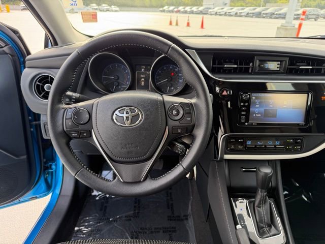 Used 2018 Toyota Corolla iM image 14