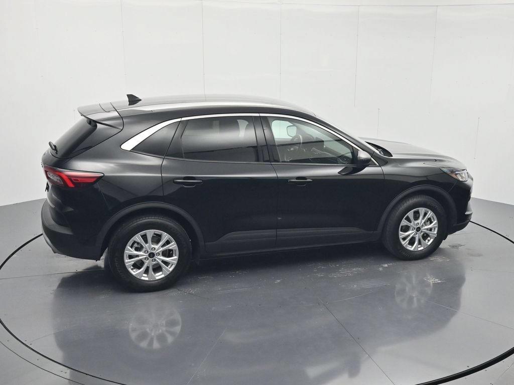 Used 2024 Ford Escape Active FWD image 31