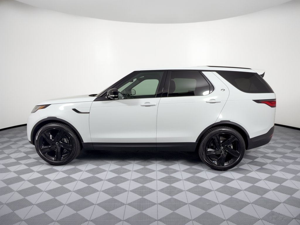 New 2026 Land Rover Discovery S AWD/4WD image 2