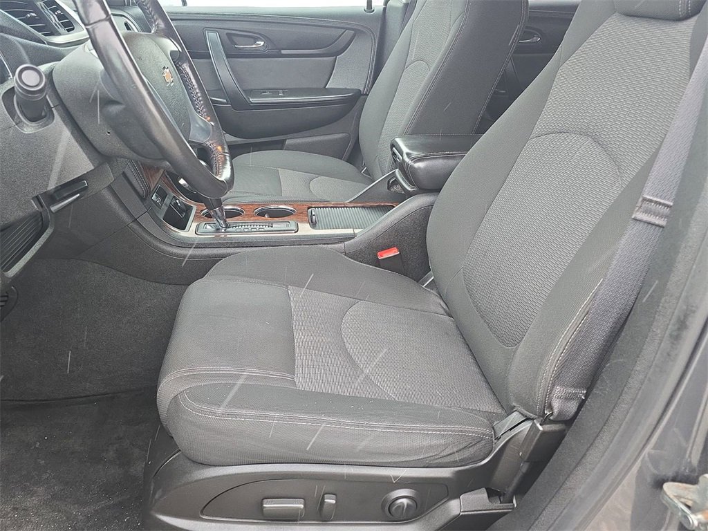 Used 2013 Chevrolet Traverse LT w/ LPO, 'HIT The Road' Package image 20