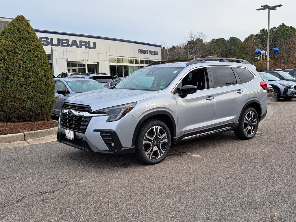 New 2025 Subaru Ascent Limited image 3