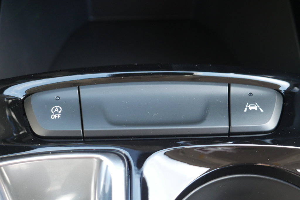 New 2026 Chevrolet Trax LT w/ LT Convenience Package FWD image 23