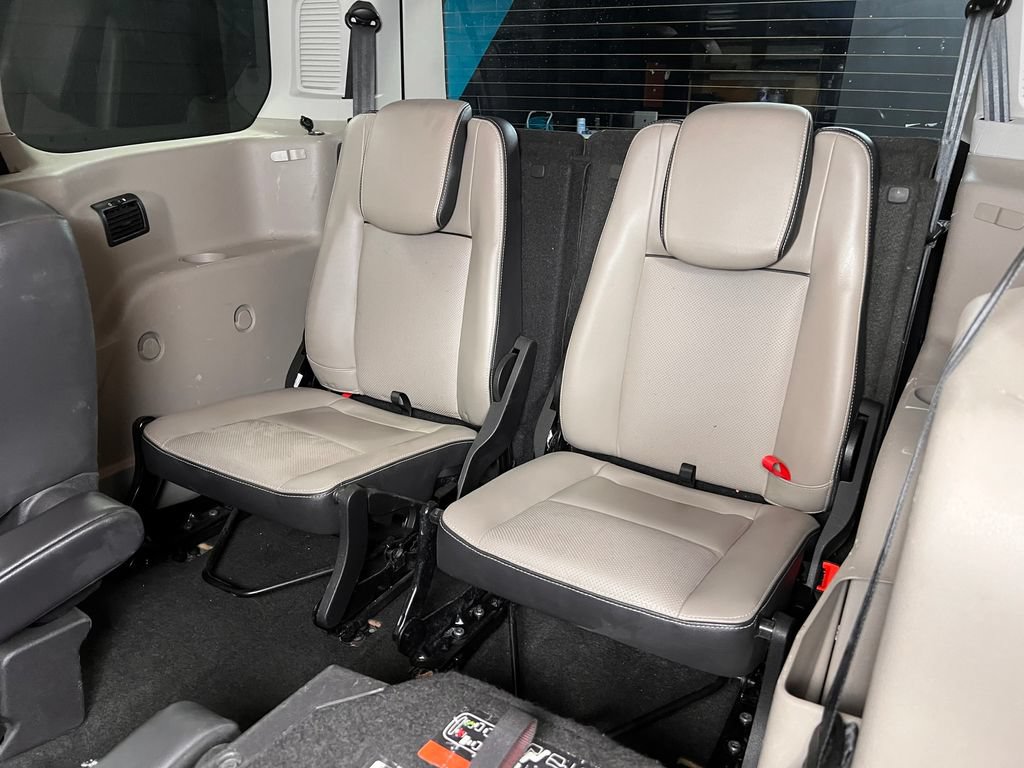 Used 2017 Ford Transit Connect Titanium FWD image 34