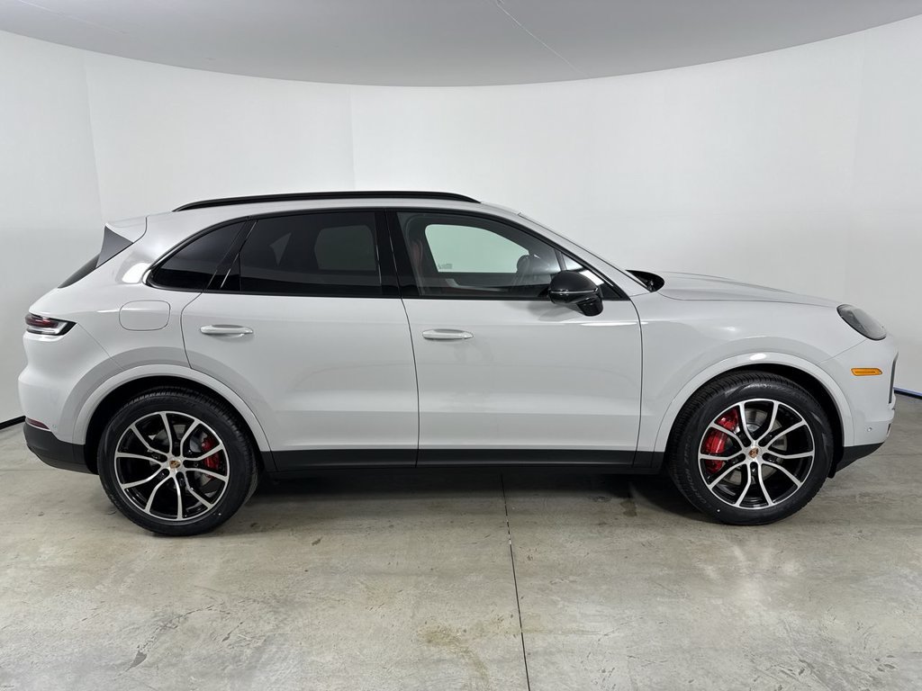 New 2026 Porsche Cayenne S AWD/4WD image 8