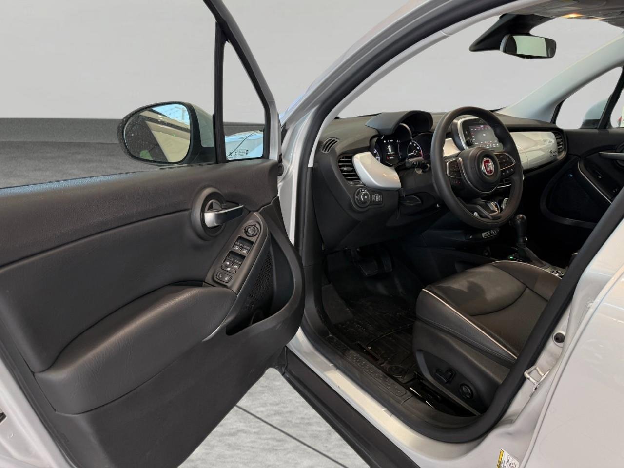 Used 2019 FIAT 500X Trekking Plus w/ Premium Group AWD/4WD image 15
