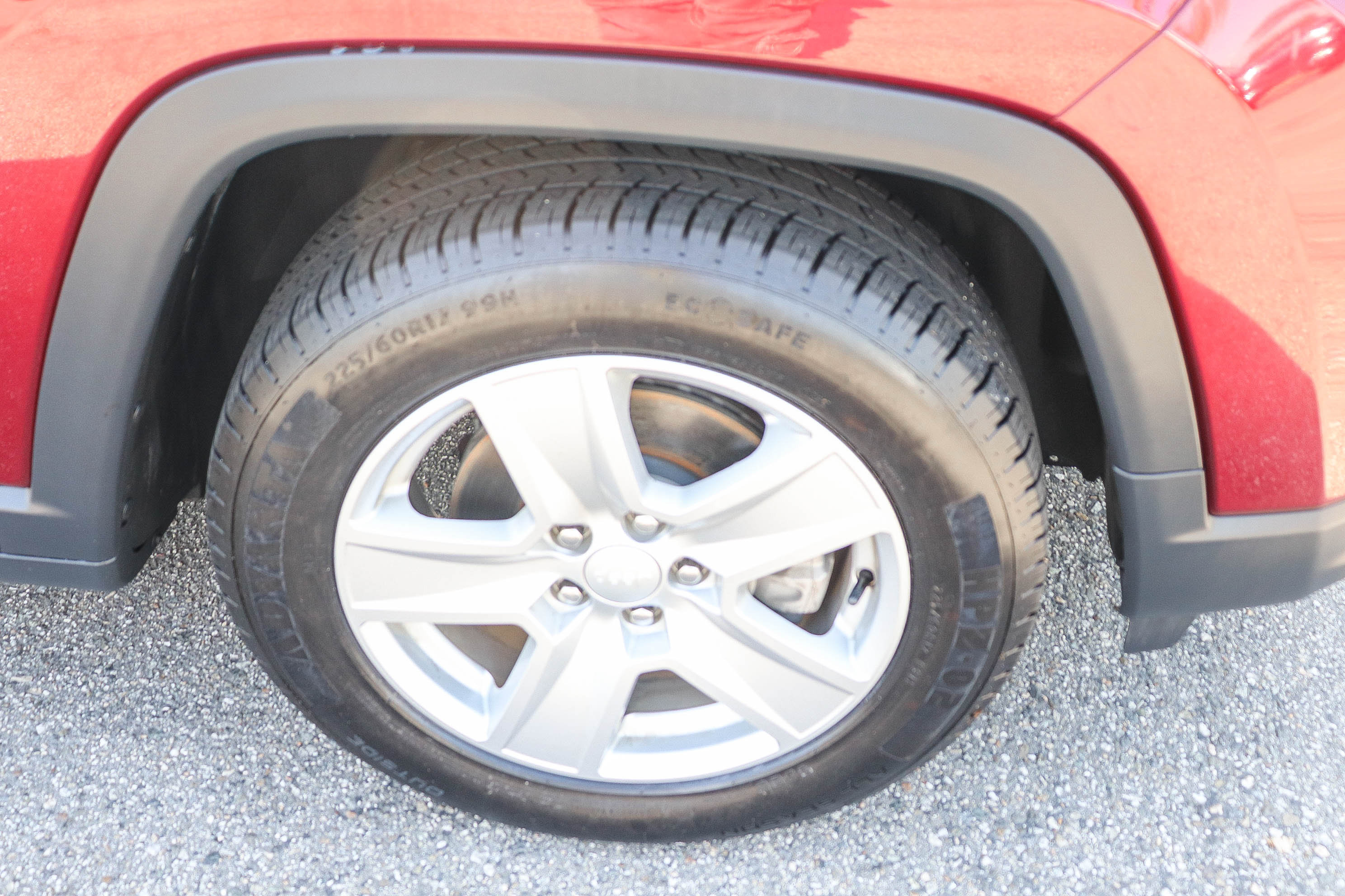 Used 2022 Jeep Compass Latitude FWD image 7