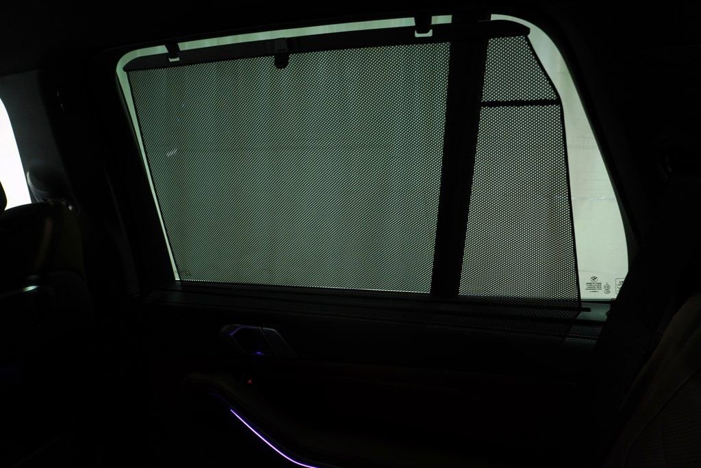 Used 2026 BMW X5 xDrive40i w/ Executive Package image 21