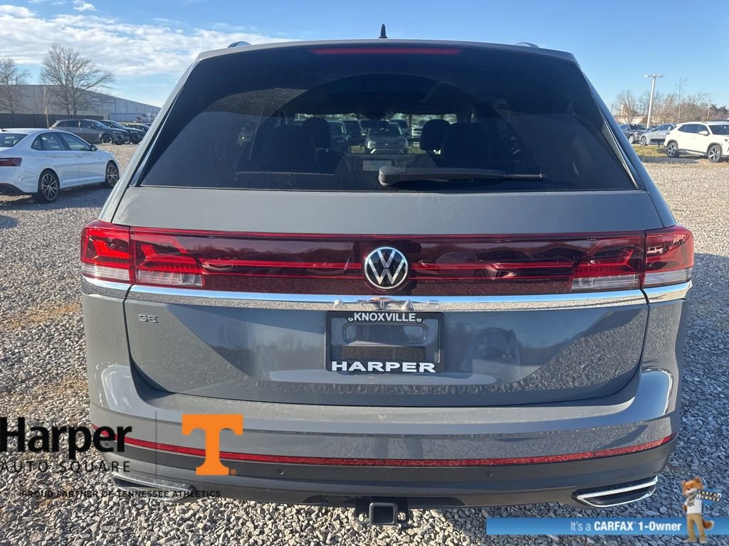 Used 2025 Volkswagen Atlas SE image 4
