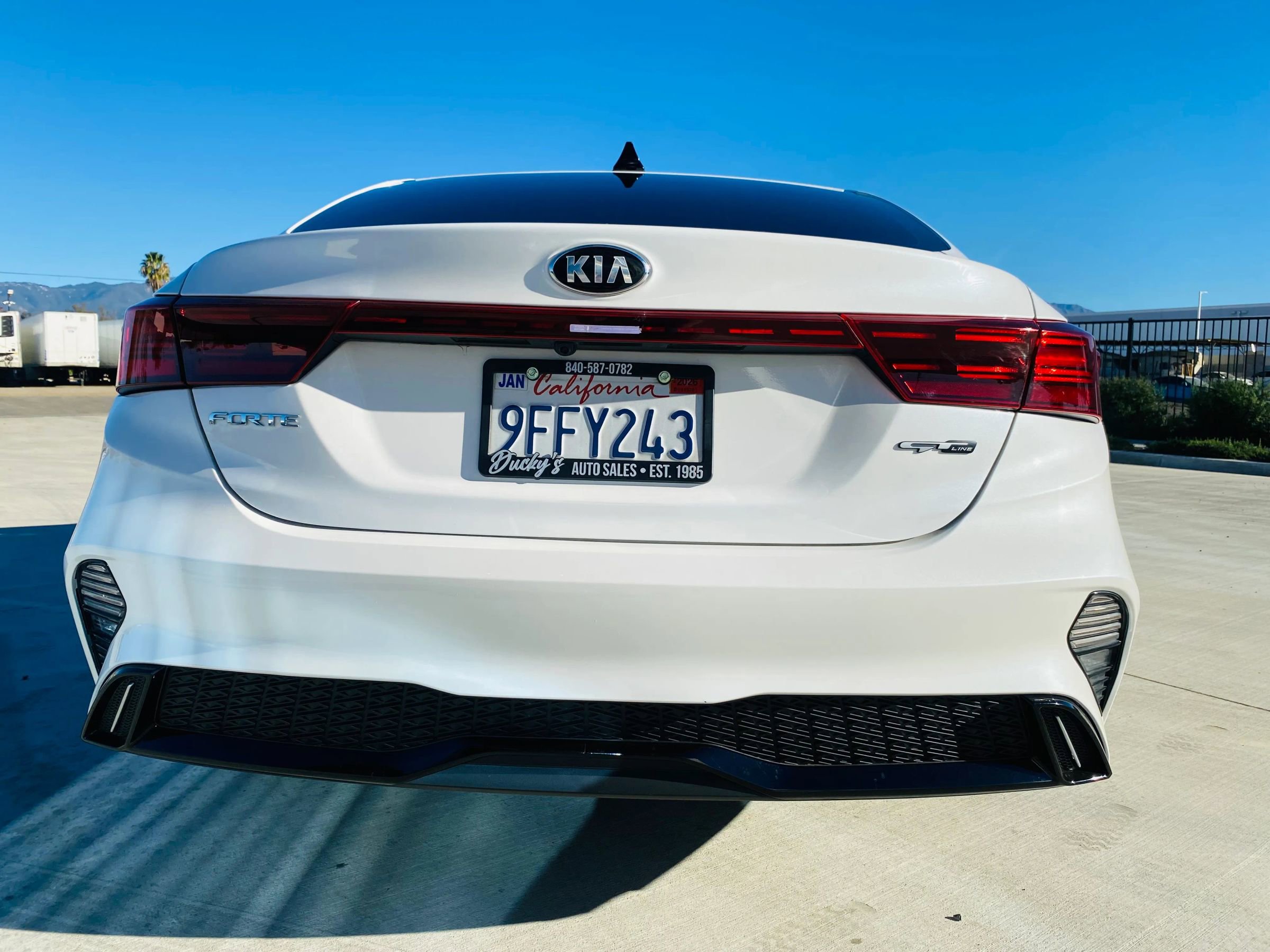 Used 2023 Kia Forte GT-Line image 4