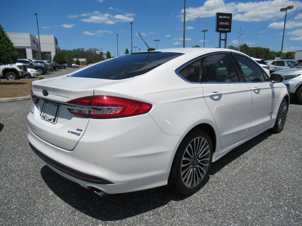 Used 2018 Ford Fusion SE w/ Equipment Group 602A FWD image 6