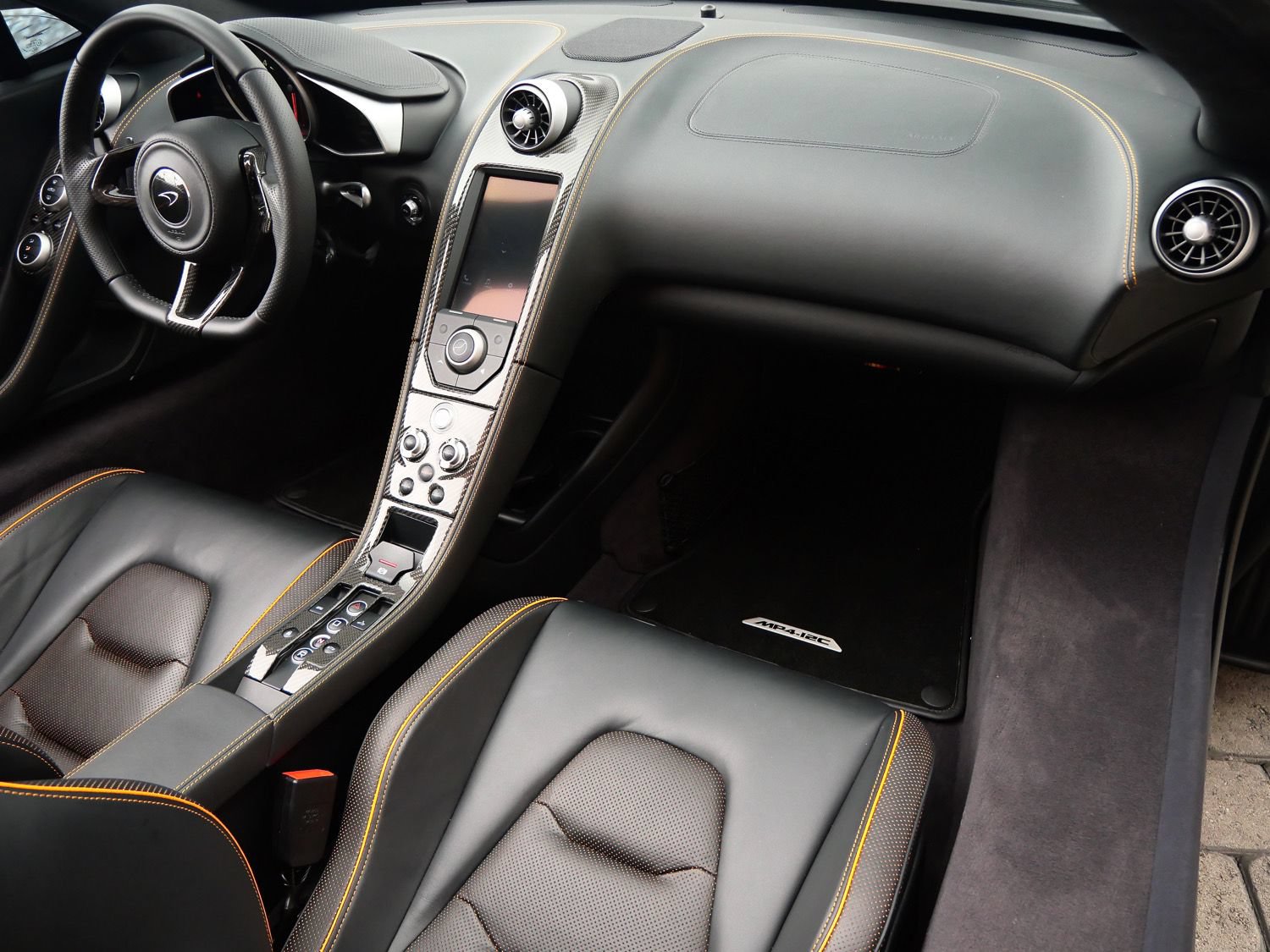 Used 2013 McLaren MP4-12C Spider RWD image 10
