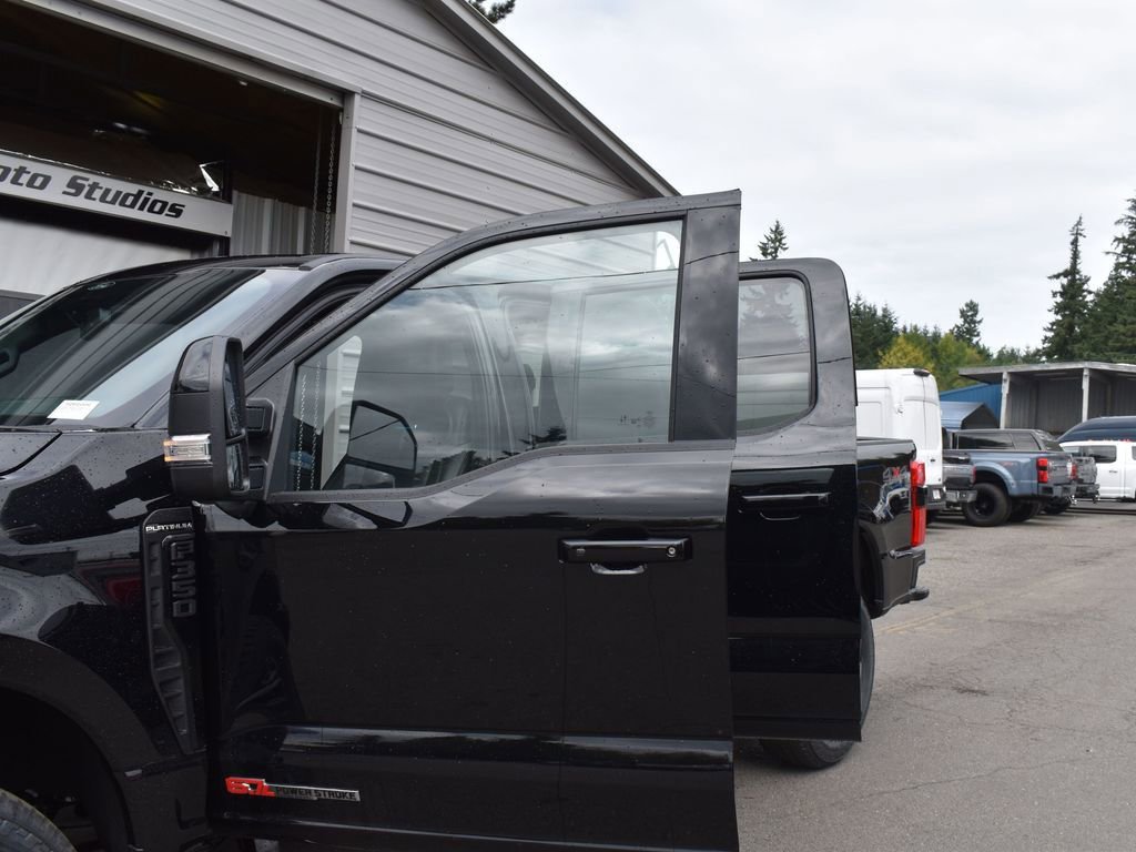 New 2026 Ford F350 Platinum image 19