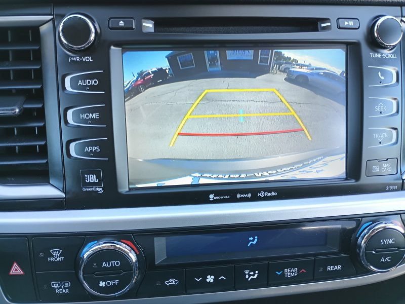 Used 2018 Toyota Highlander Limited AWD/4WD image 13