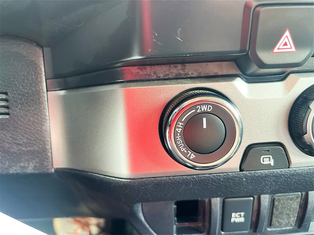 Used 2021 Toyota Tacoma SR image 32