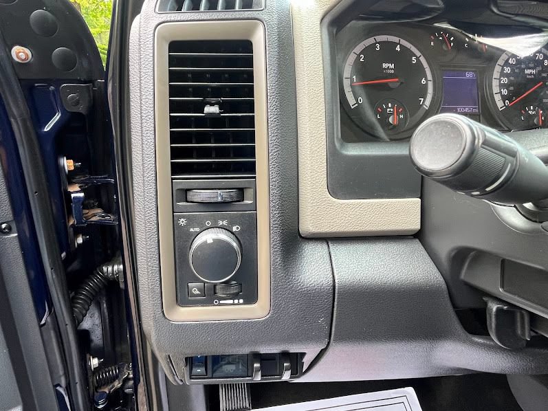 Used 2012 RAM 2500 ST w/ Popular Equipment Group AWD/4WD image 10