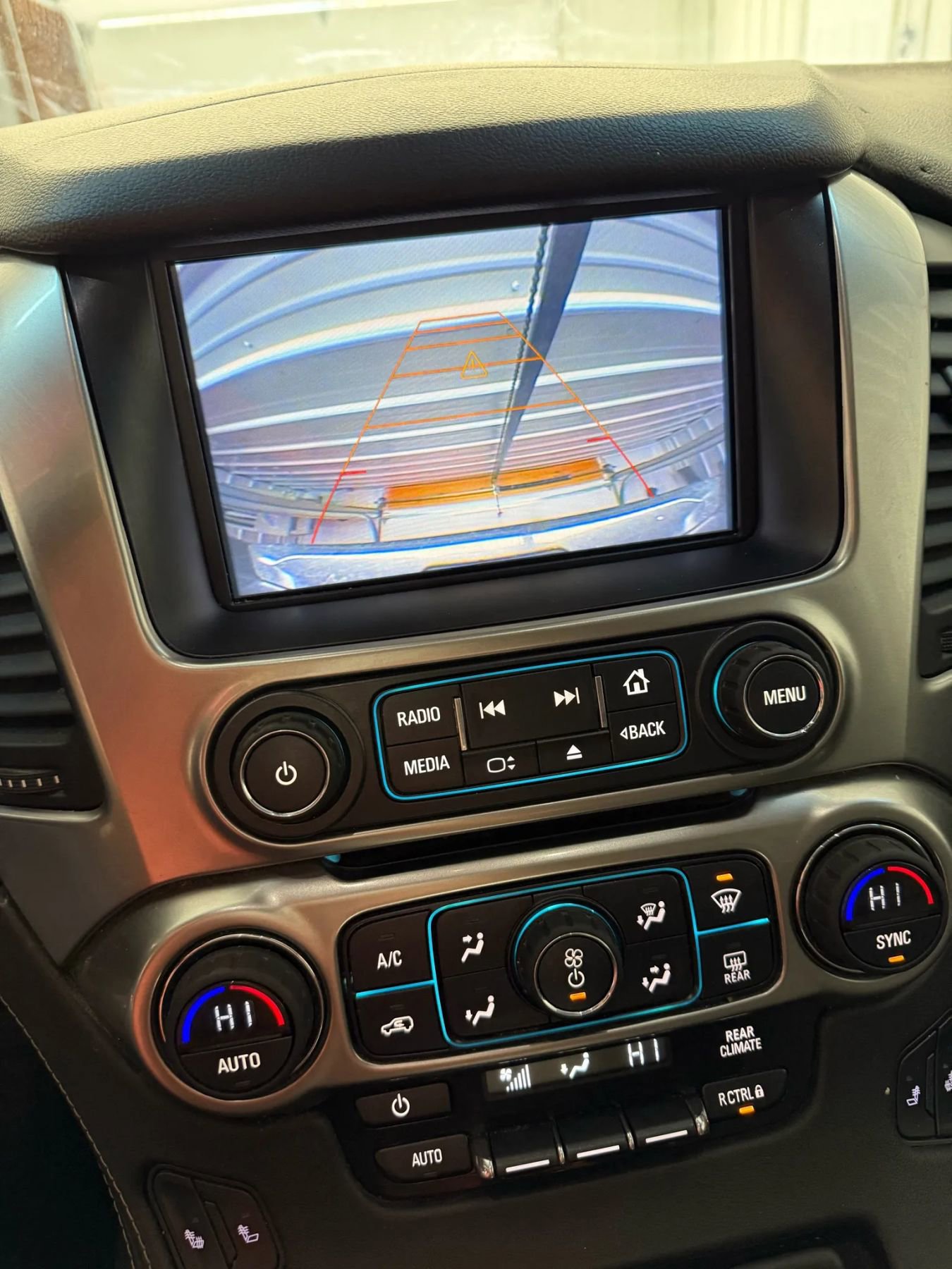 Used 2016 Chevrolet Tahoe LT w/ Luxury Package image 17