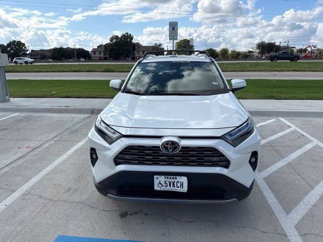 Used 2023 Toyota RAV4 Limited FWD image 3