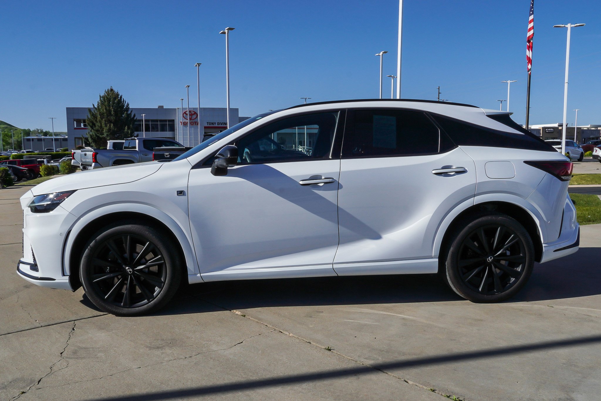 Used 2024 Lexus RX 500h F Sport w/ Convenience Package AWD/4WD image 5