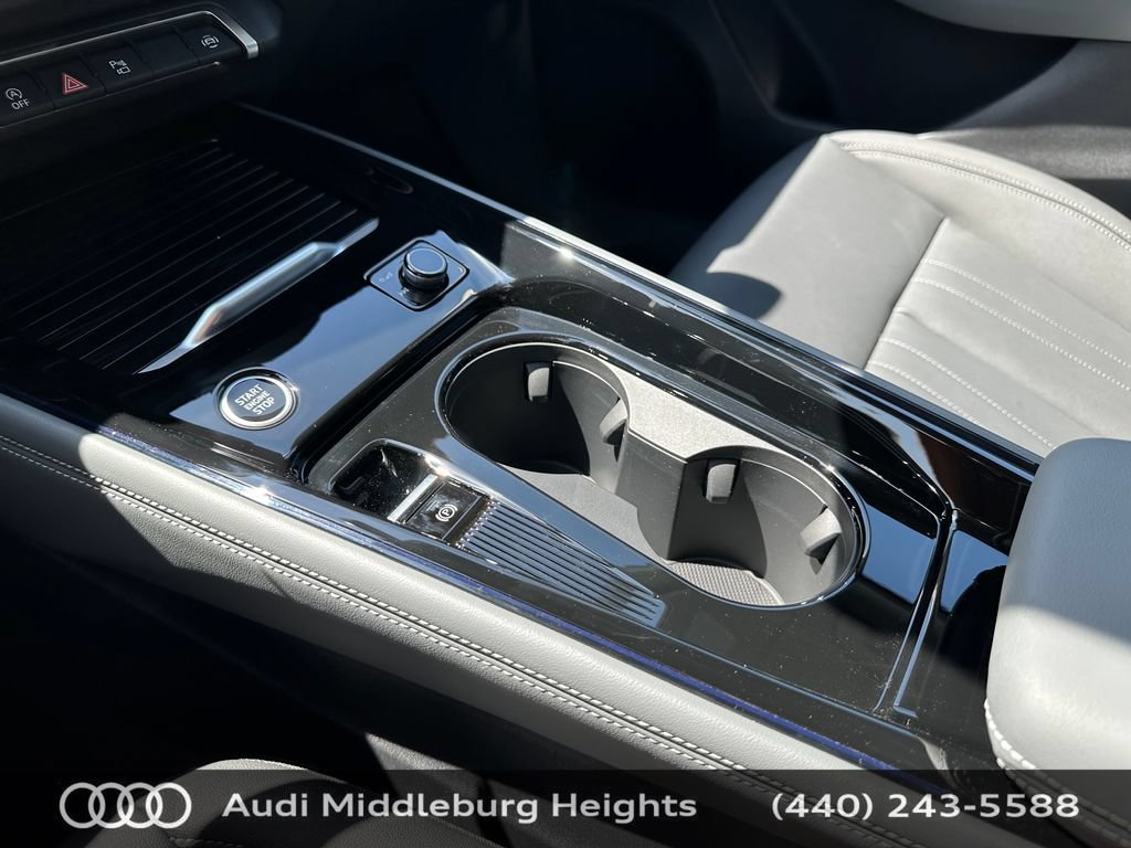 New 2026 Audi Q3 quattro 2.0T AWD/4WD image 36