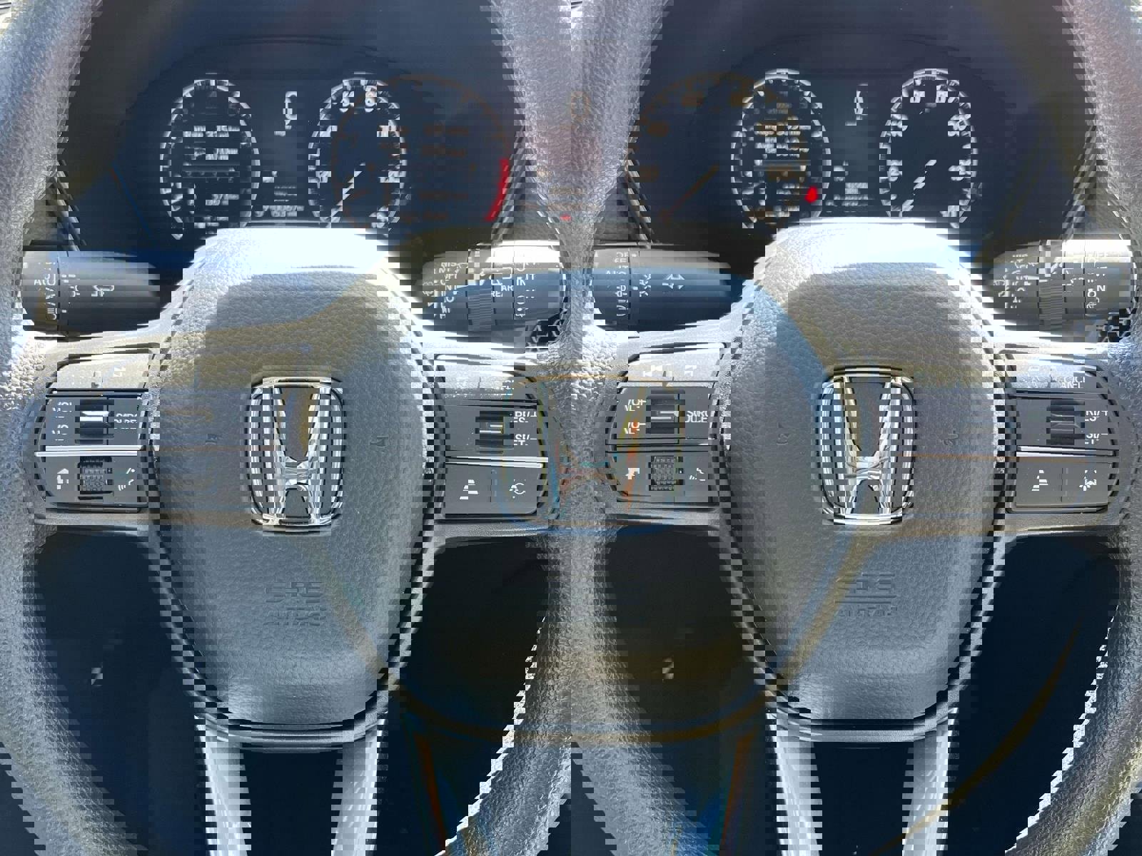 Used 2025 Honda CR-V EX image 19