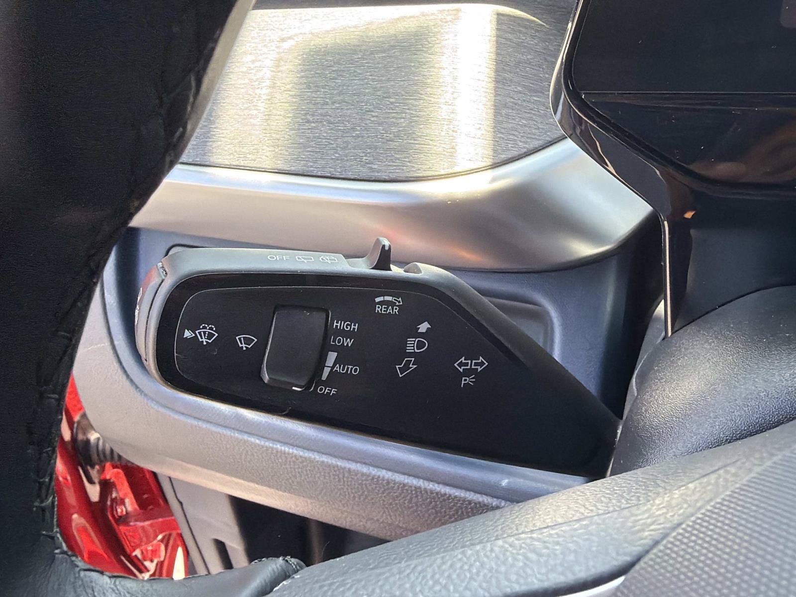 Certified 2025 Volkswagen ID. Buzz Pro S RWD image 20