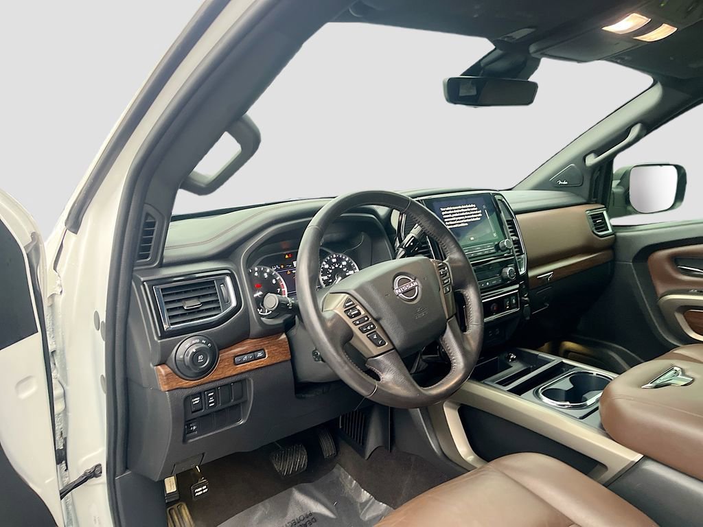Used 2024 Nissan Titan Platinum Reserve image 9