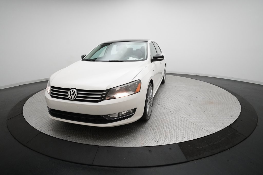 Used 2015 Volkswagen Passat 1.8T Sport image 31