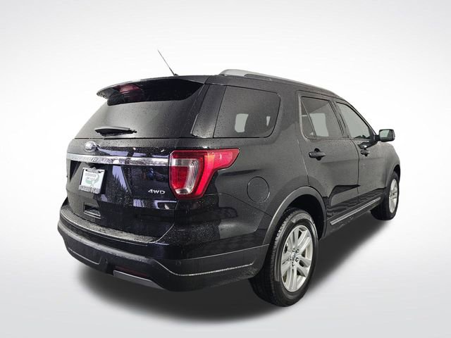 Used 2019 Ford Explorer XLT w/ Equipment Group 201A image 7