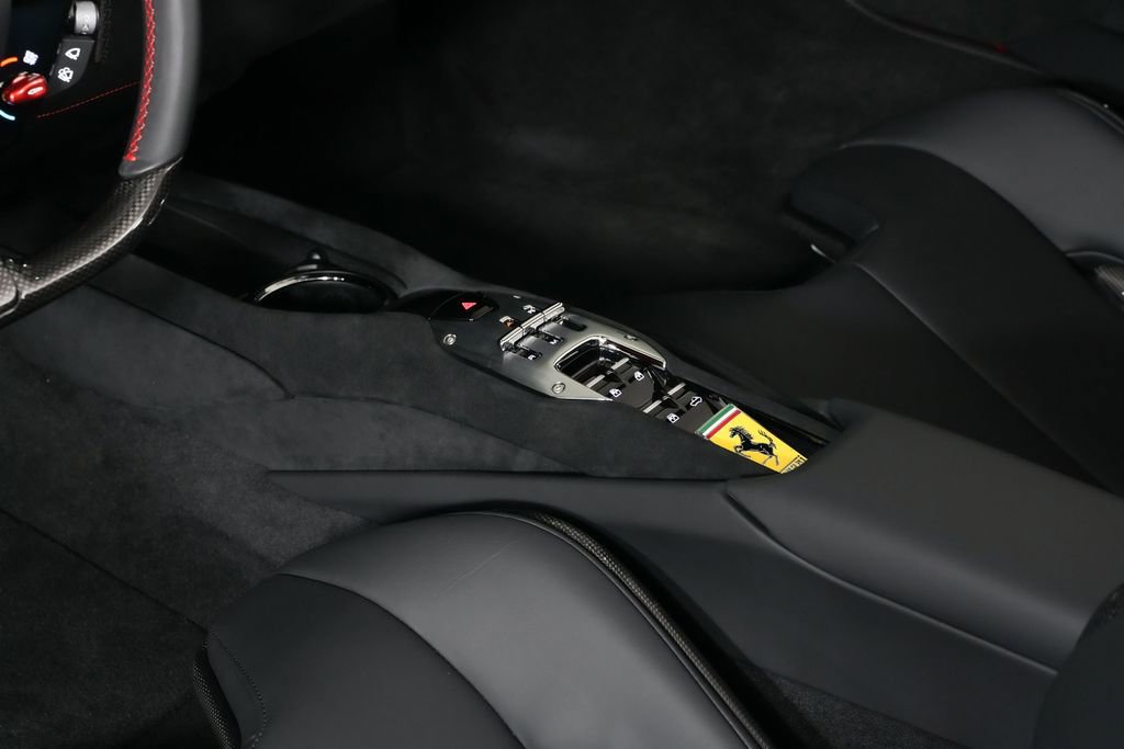 Used 2025 Ferrari 296 GTS RWD image 39