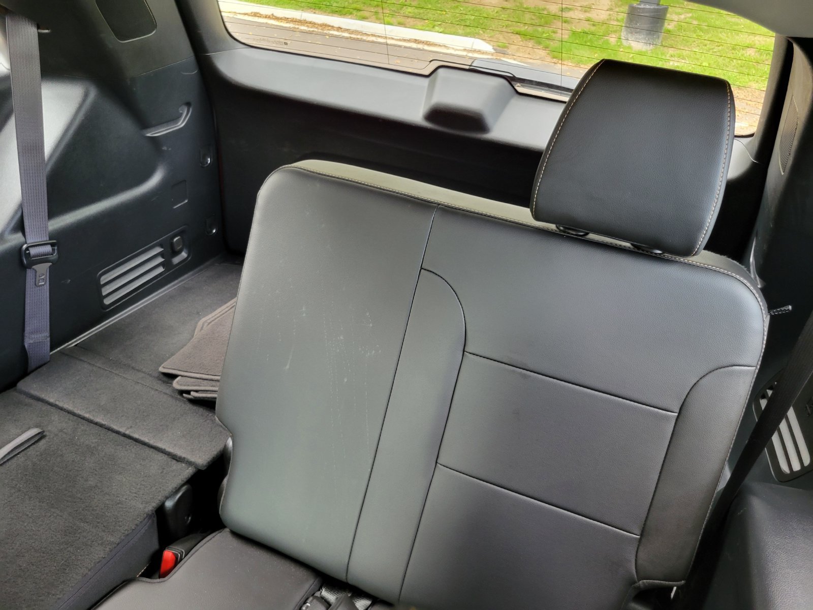 Used 2020 Chevrolet Traverse RS AWD/4WD image 32