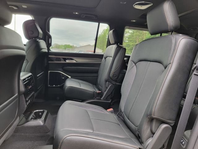 New 2026 Jeep Grand Wagoneer 4WD image 20